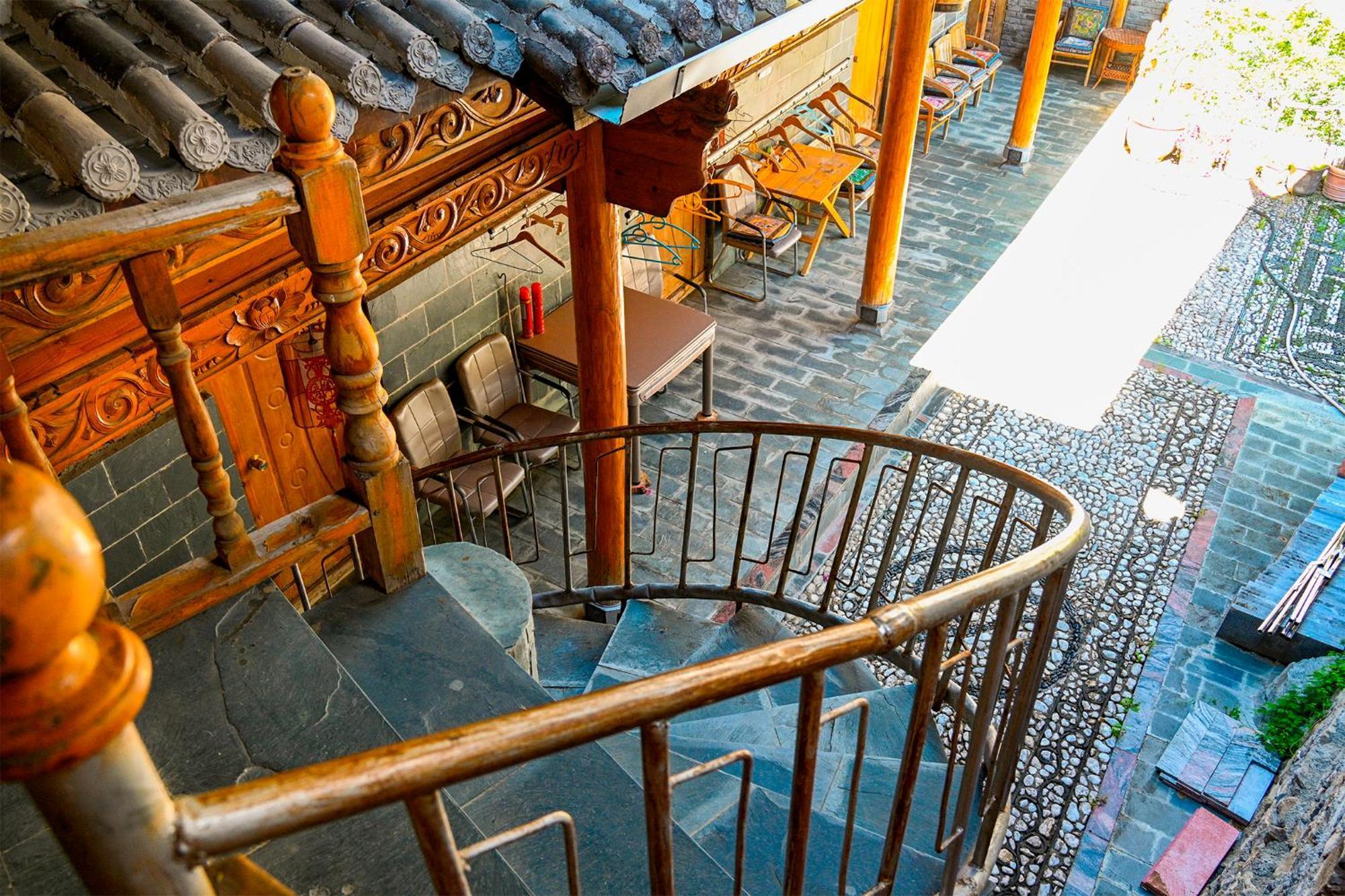 Tiger Leaping Gorge Sean'S Spring Guesthouse Shangri-La Exterior photo